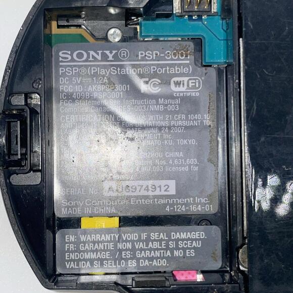 Sony PSP-3001 Console -  For Parts Or Repair - Comes w/ Battery & Game SLD